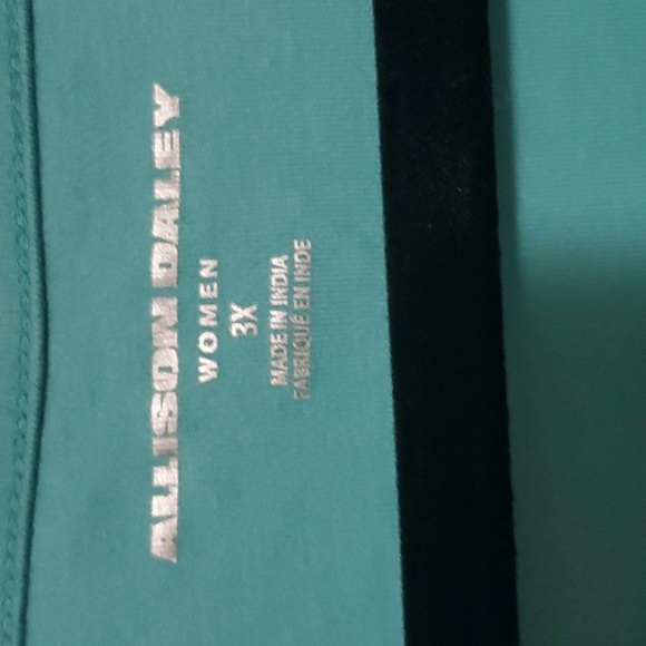 Allison Daley Dress Shirt - Picture 3 of 4